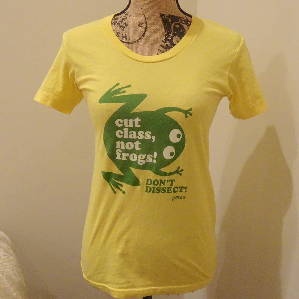 Cut Class, Not Frogs - Don't Dissect! PETA 2 Cute Yellow Short-Sleeve T-Shirt M - Picture 2 of 4